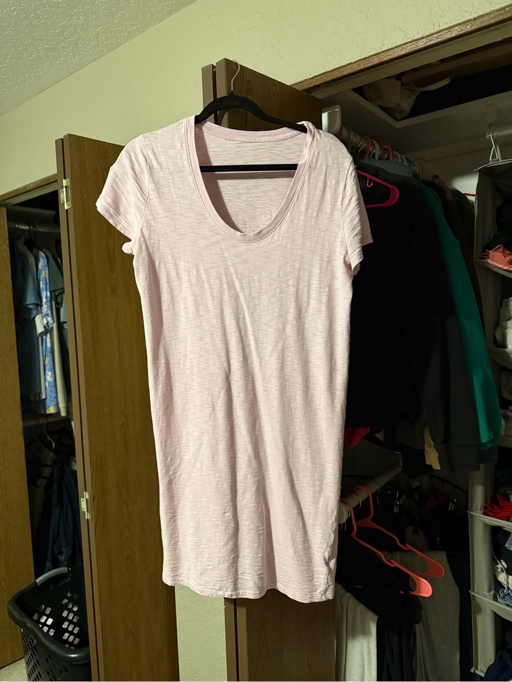 Universal Thread Light Purple Short Sleeve Scoop Neck T-Shirt Dress